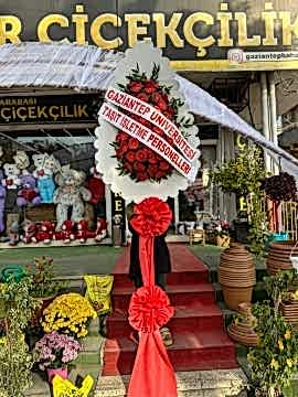 Tekli Yapay Çiçekli Çelenk